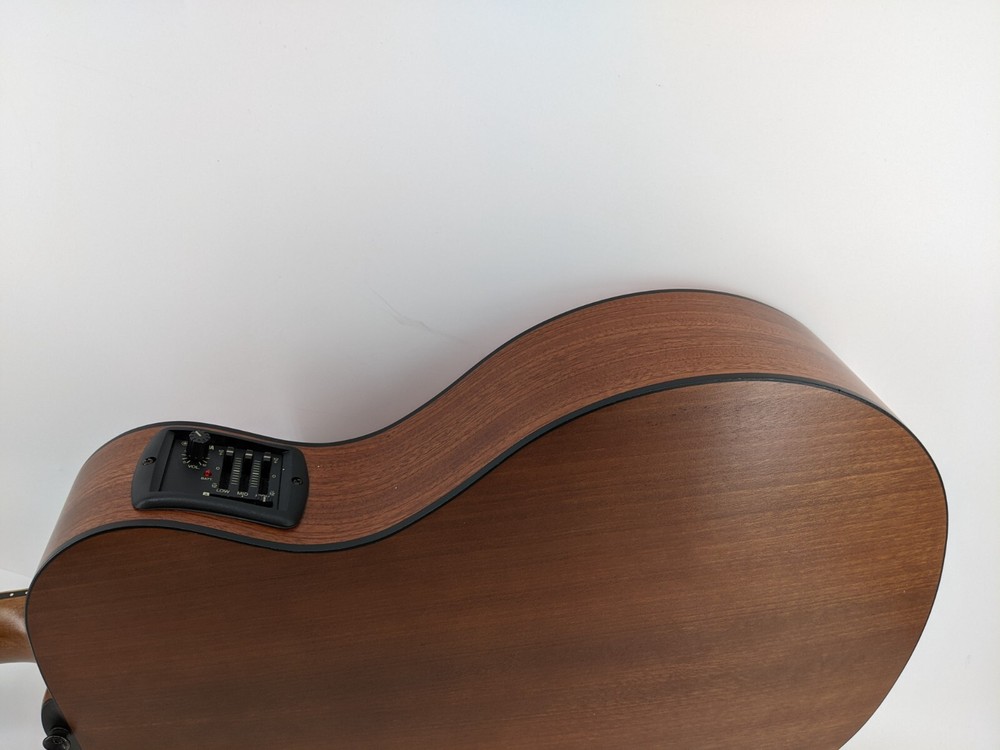 Yamaha APX-3 6-String Acoustic Electric Guitar