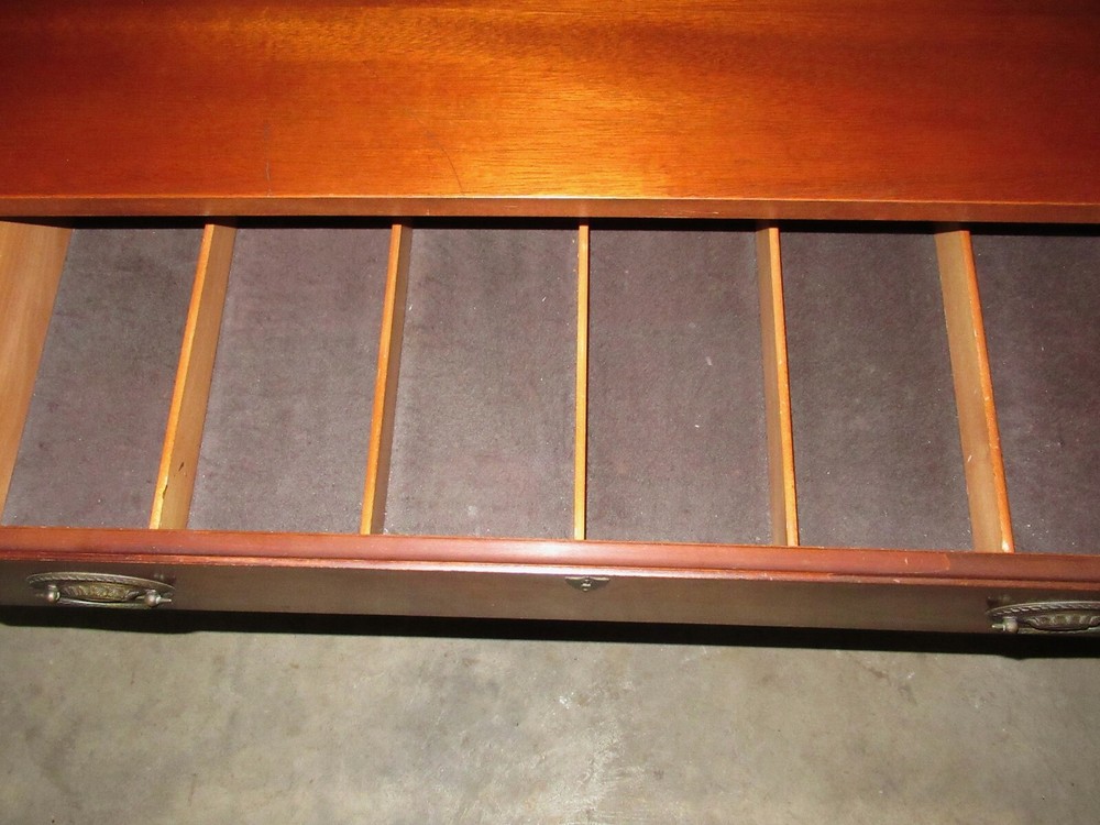 Mahogany Server