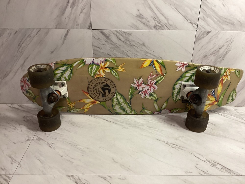 Globe Flower  Graphic  Complete Skateboard - 25”x7”.