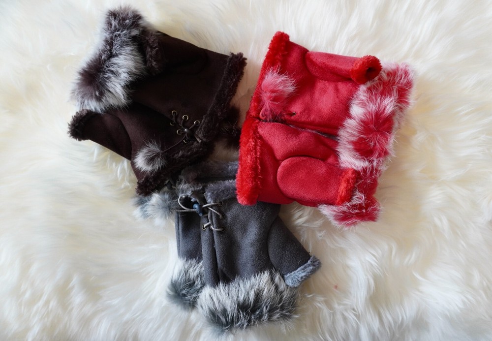 Fur Trimmed Fingerless Gloves - ONLY Grey LEFT !!!