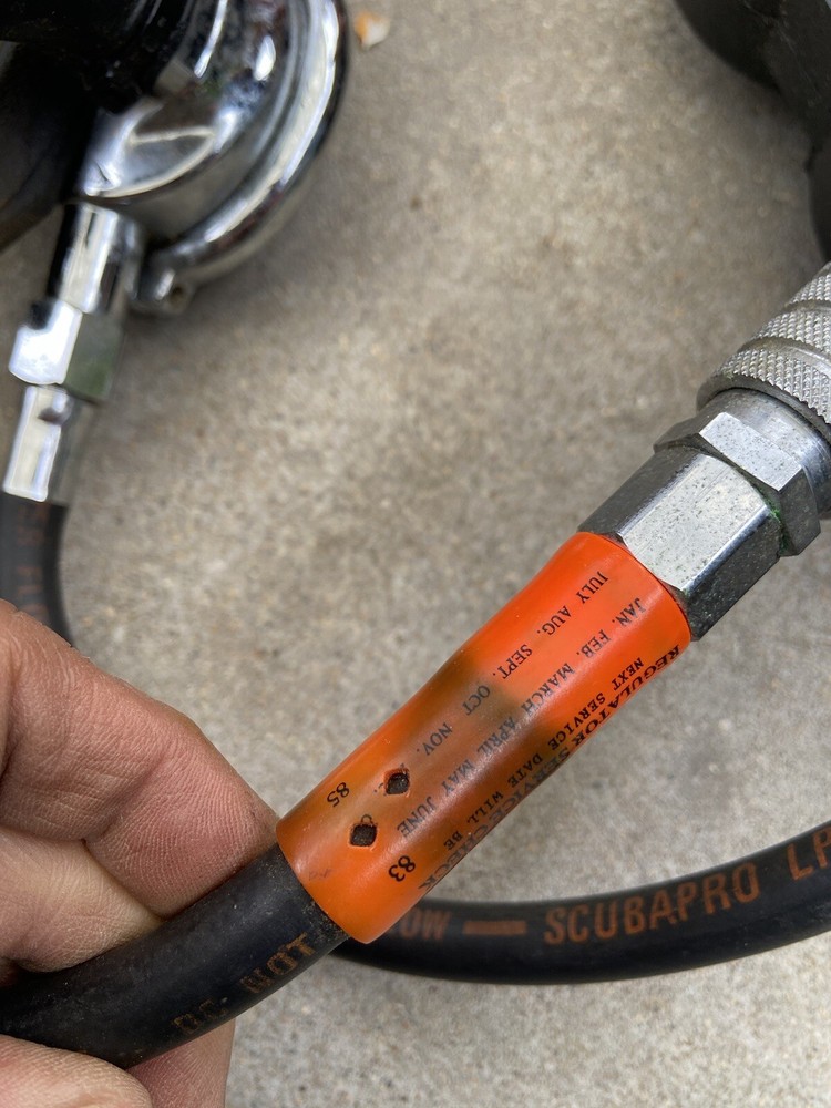 VINTAGE SCUBAPRO REGULATOR - Untested