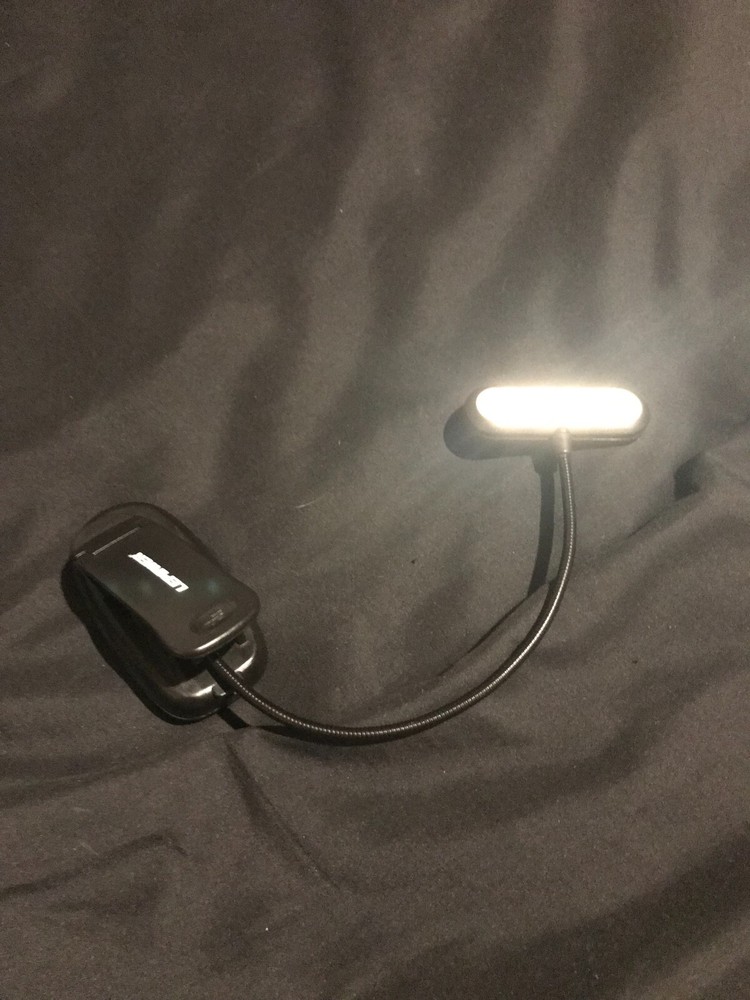LEPOWER Book Light Dimmable, Lightweight Reading Light, No Batteries, Tested