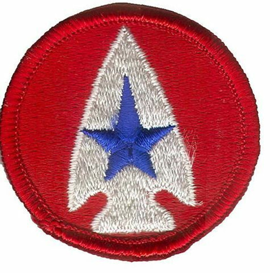 US ARMY COMBAT DEVELOPMENT CENTER PATCH - FULL COLOR/ CLASS A