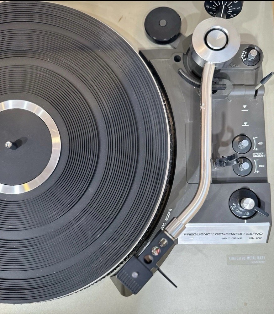 Technics Direct Drive Turntable Model SL-D2 And SL-23 Combo