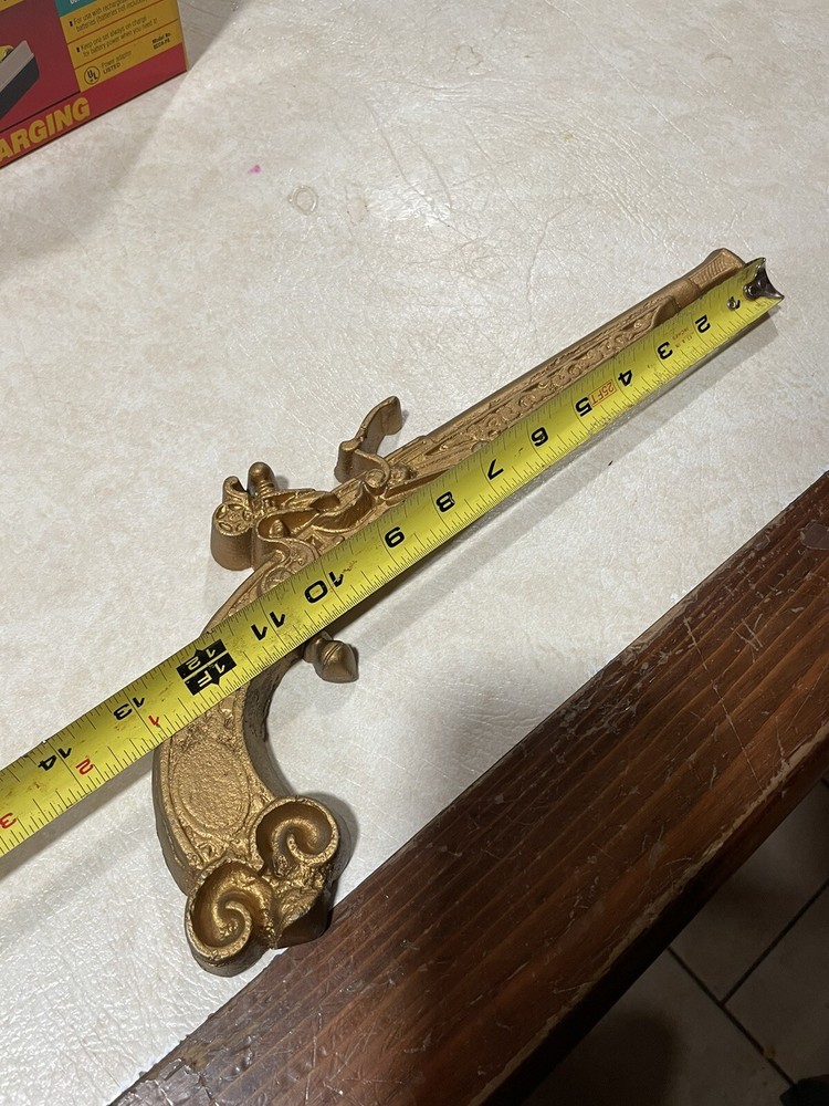 handmade wall hanging gun