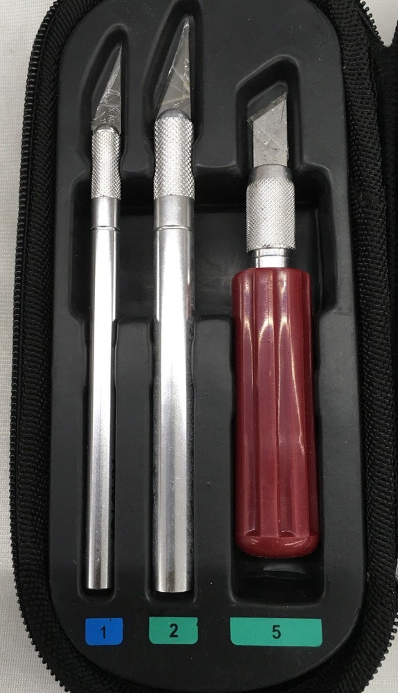 X-ACTO Basic Hobby Set, 3 Knives, 13 Blades, Compression Carry Case, Preowned