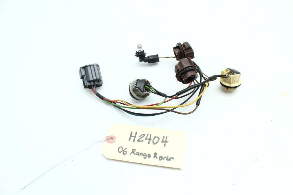 2006-2009 LAND RANGE ROVER REAR TAIL LIGHT BULB SOCKET WIRE HARNESS H2404