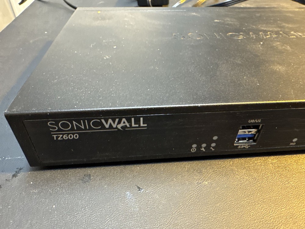 SonicWALL TZ600 Enterprise Firewall Security Appliance with Power Adapter