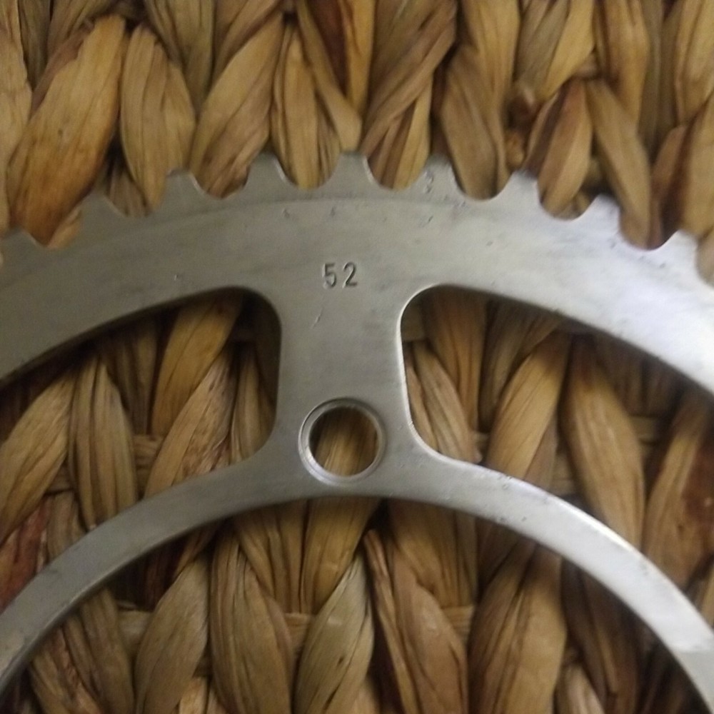 [pP] Vintage Unbranded Chainring 128BCD 52T