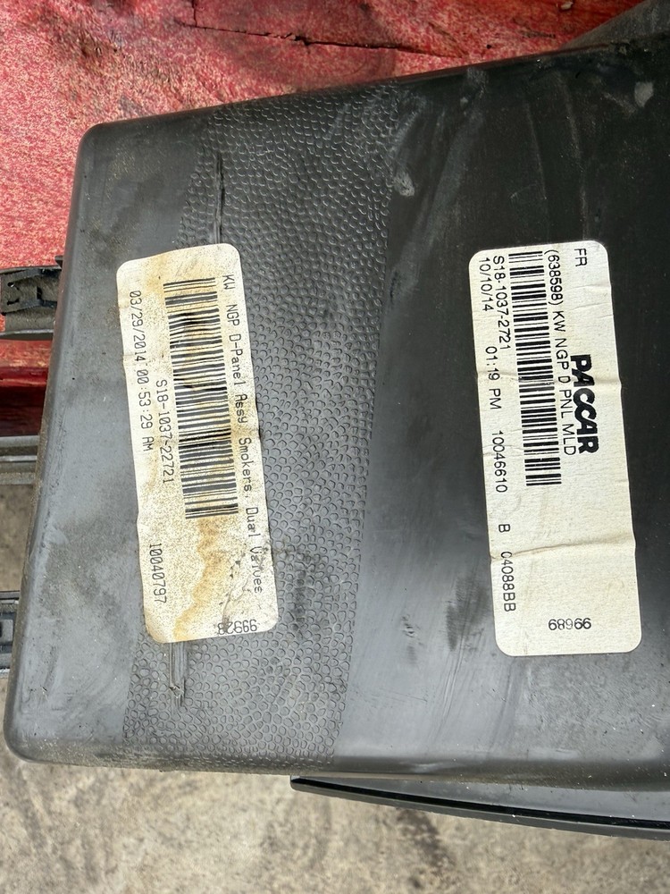 KENWORTH DASH PANEL S18 1037 22721