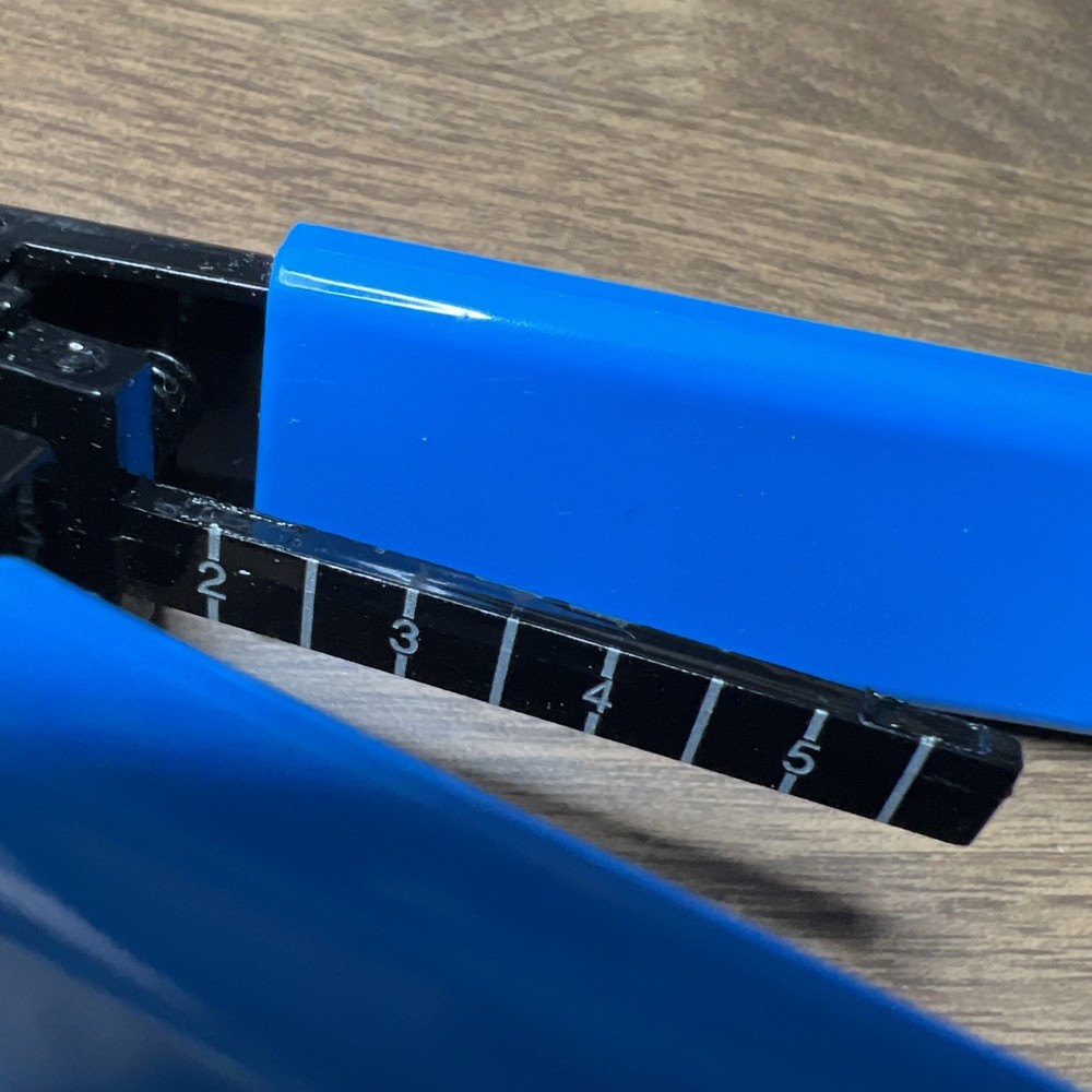 Fiber Optic Stripping Tool FTTH Fiber Optic Cable Stripper Striping Optic Pliers