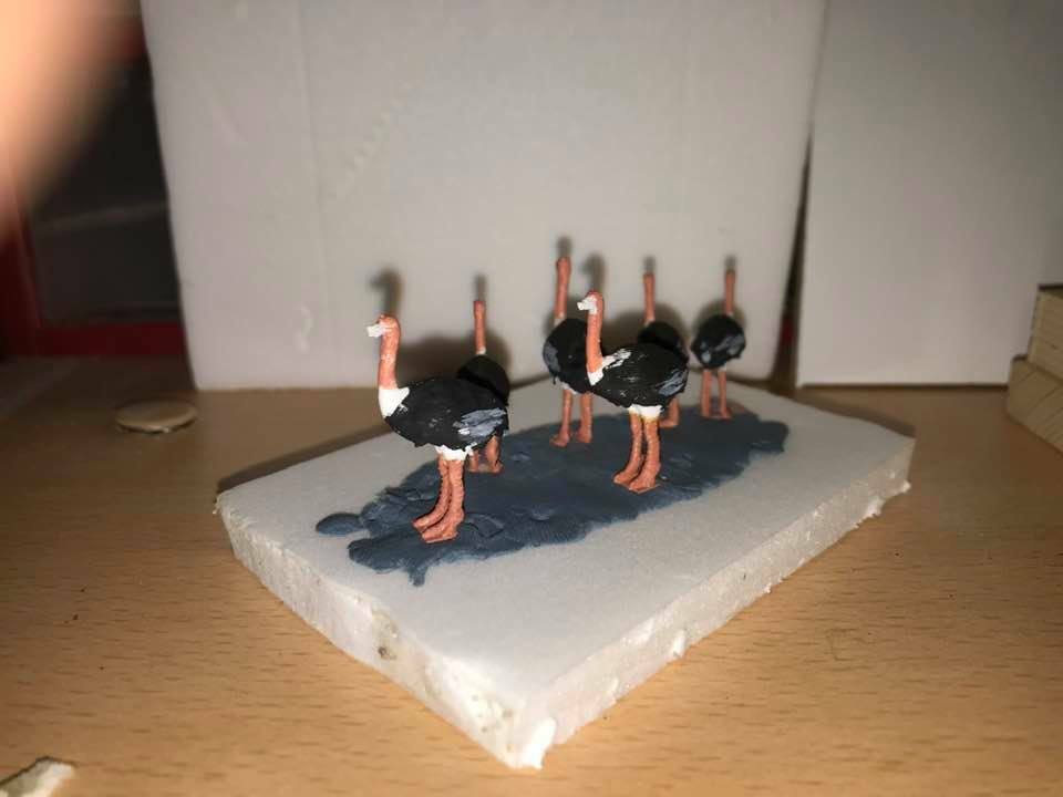 Ho 1/87 Scale Ostrich Animal Set Painted