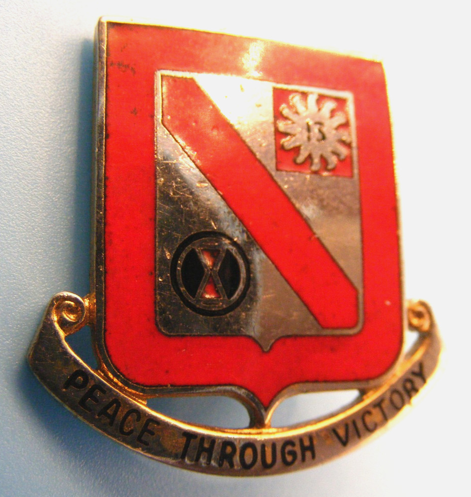 WW2 555th Field Artillery Unit Crest