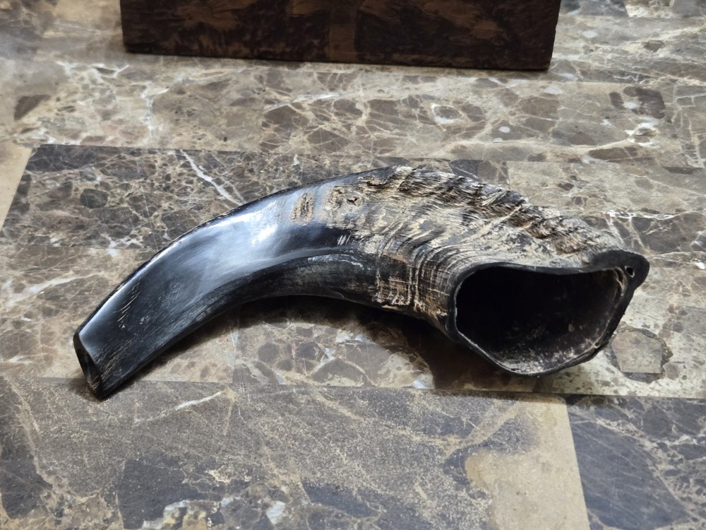 HANDMADE HORN BLOW HORN ANTLER