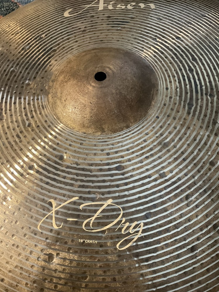 Aisen 18” X-Dry Crash