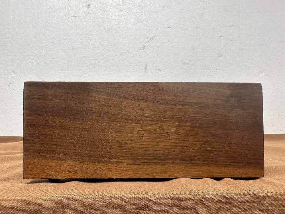 White Vintage Instruments Equalizer Model 4002 (2 counts)