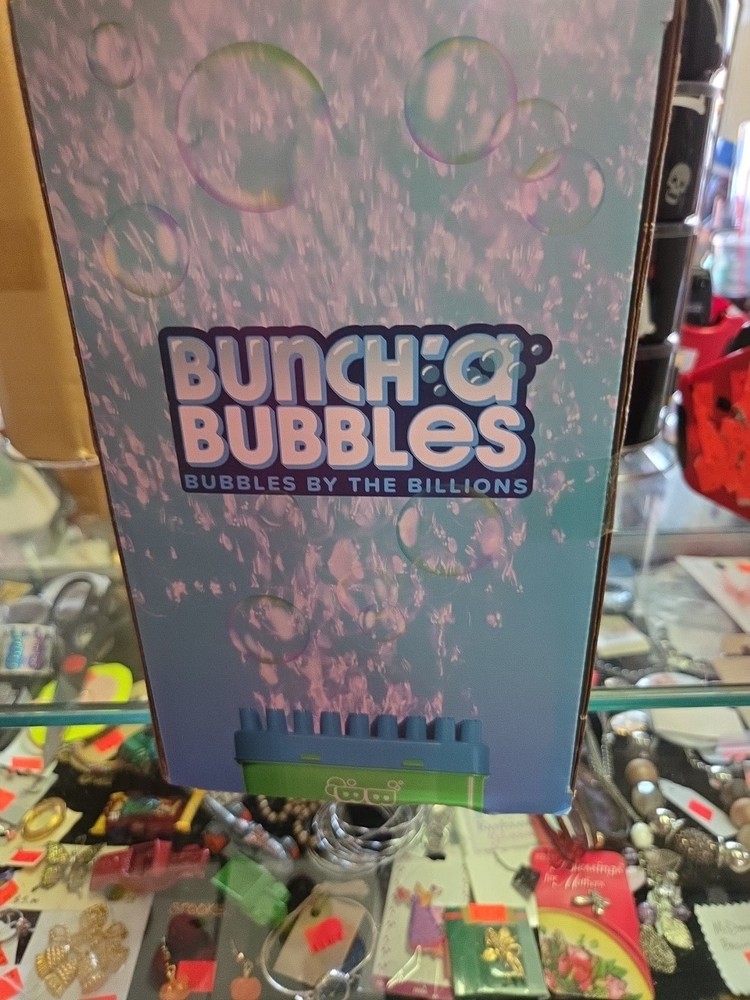 Bunch Bubbles Rechargeable LED GlowingSprays 100’s Bubbles Per Second FAST SHIP