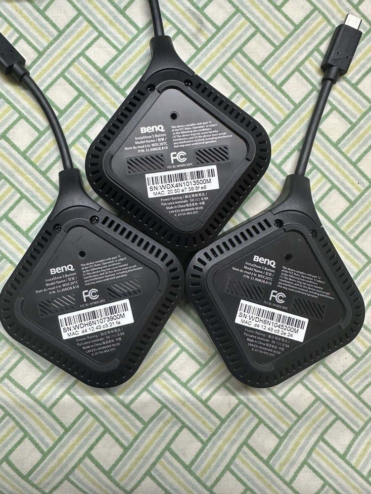 BenQ InstaShow Wireless Presentation System Bundle (Mixed Lot)