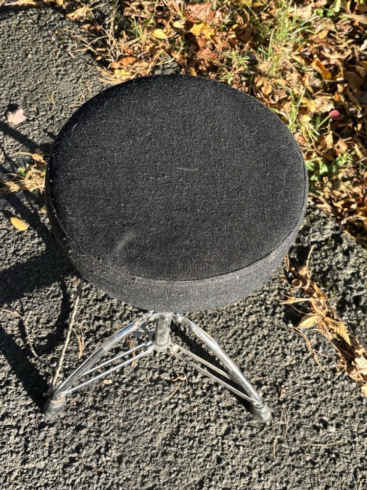 Gibraltar Round Drum Throne Cloth !