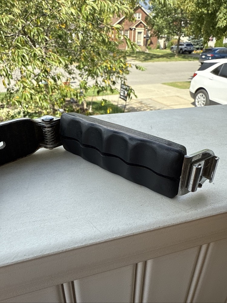 Velbon High Quality Folding Flash Bracket