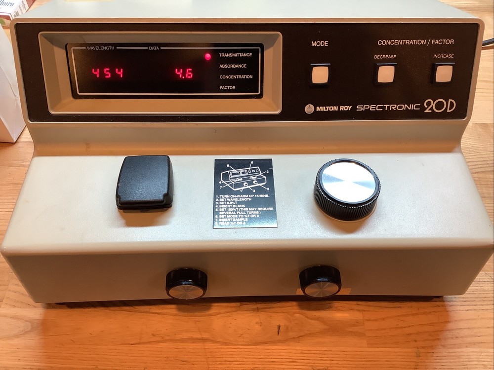 Spectronic 20D Digital Spectrophotometer