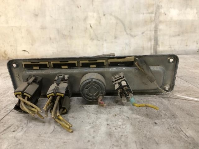 1991-2010 Freightliner CLASSIC XL SWITCH Dash Panel - Used