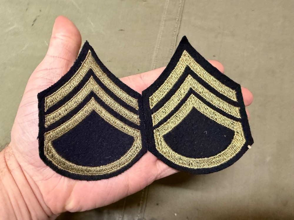 ORIGINAL WWII US ARMY STAFF SERGEANT SLEEVE RANK CHEVRONS