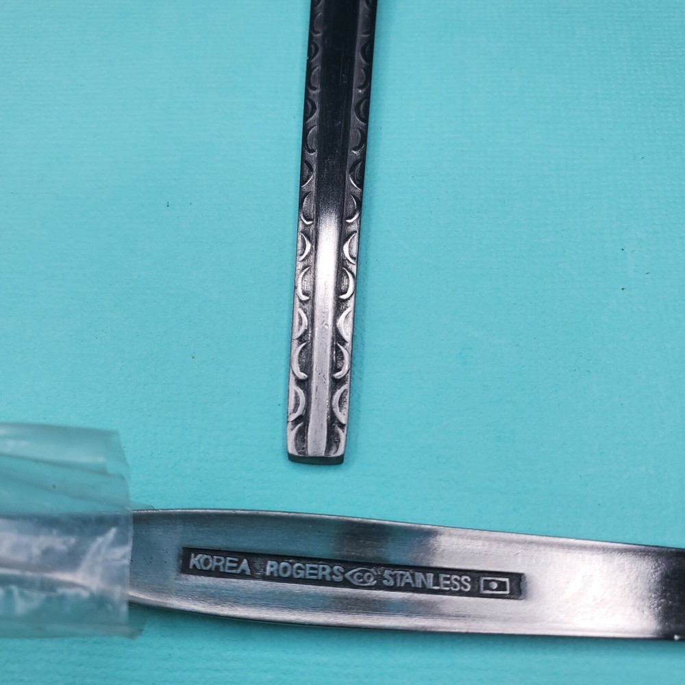 International INS392 Dinner Fork