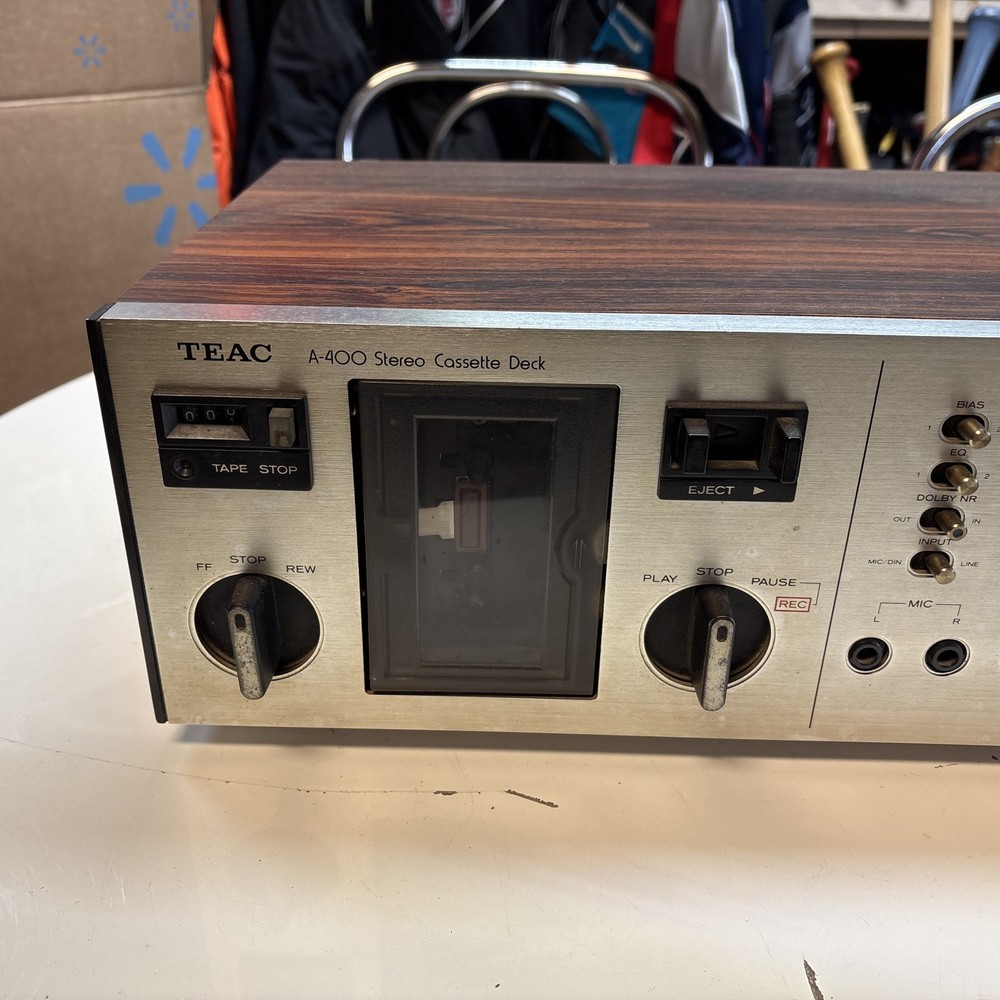 Teac A-400 Stereo Cassette Deck - POWERS ON & RUNS - AUDIO OUTPUT NOT TESTED