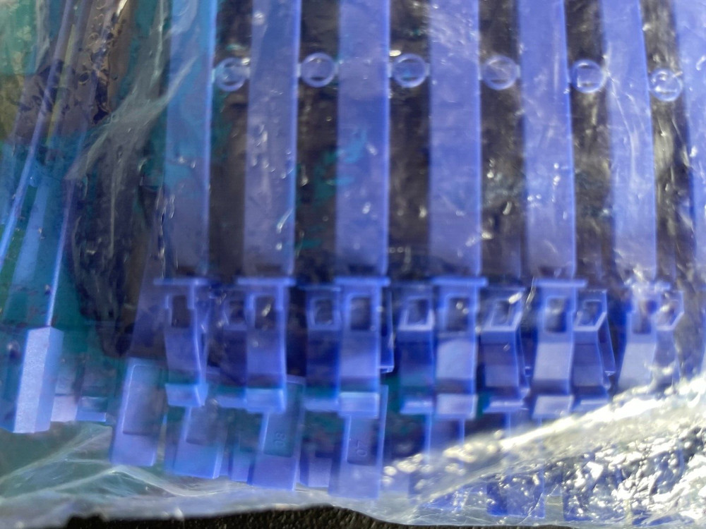 200 Numbered Plastic Truck Door Lock Security Tags | Container Lock Tags Blue