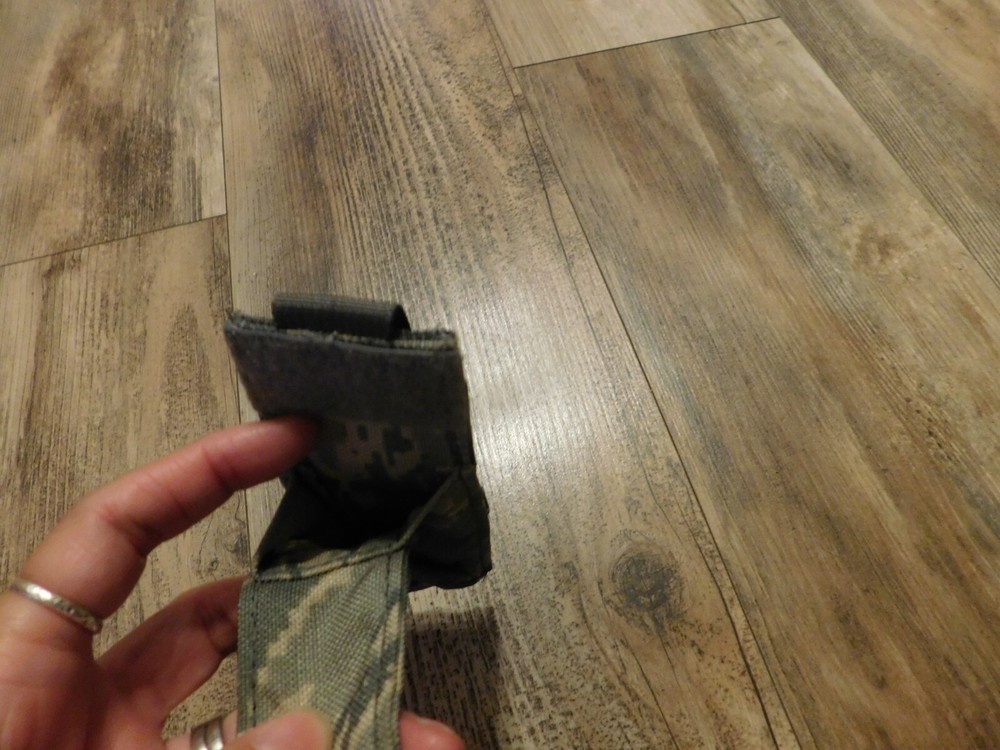 US MILITARY ABU 7" BATON FLASHLIGHT POUCH