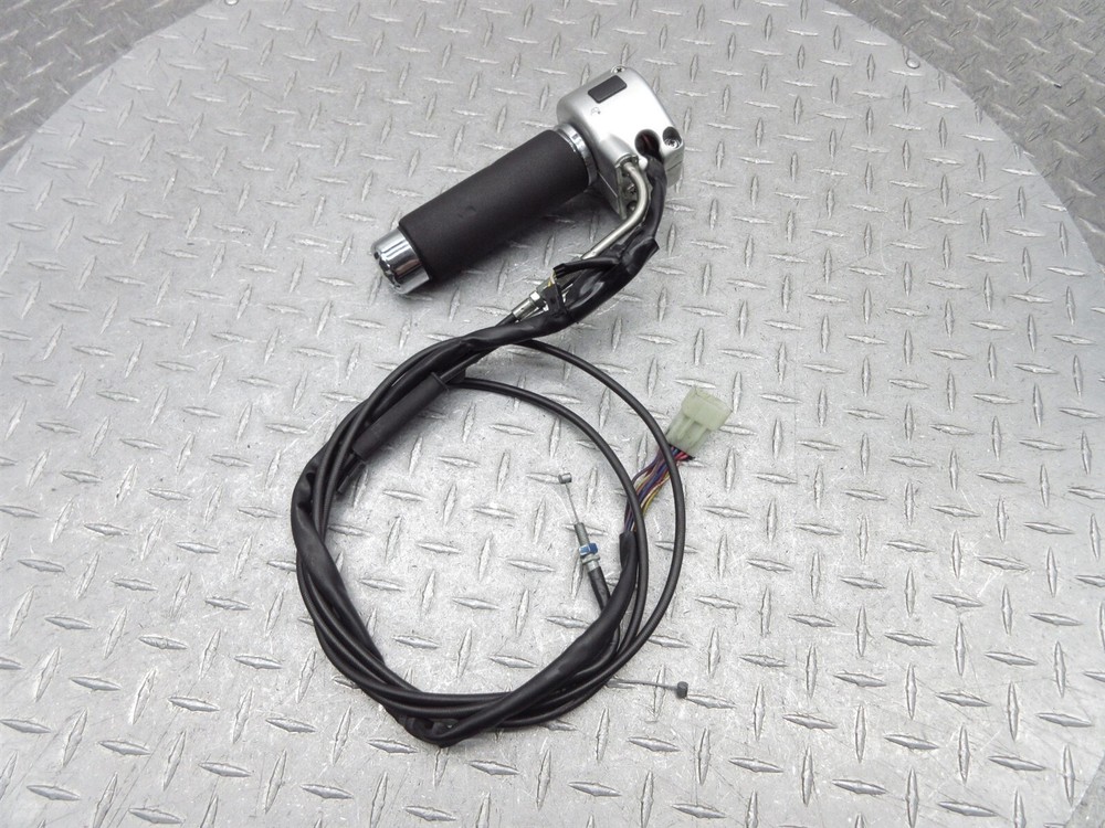 2005 04-05 Victory Kingpin Right Switch Throttle Control Cable Handlebar Grip