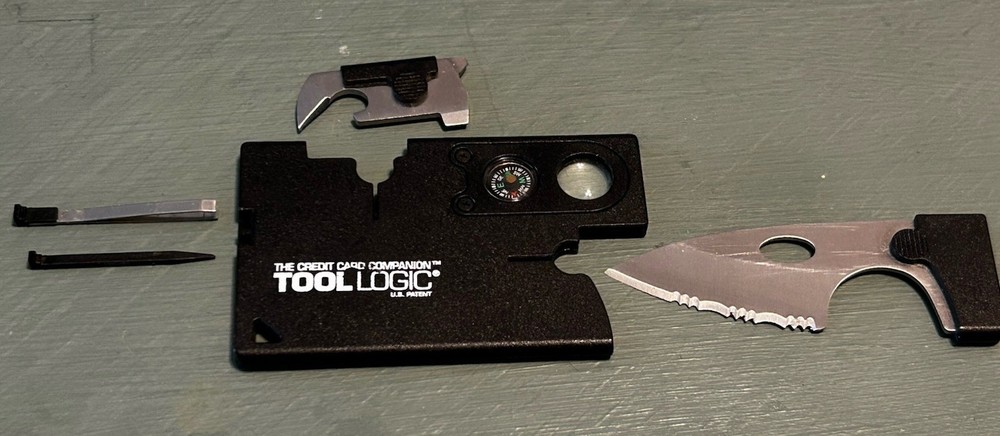 10 in 1 Multi Function Survival Card Pocket Tool Kit