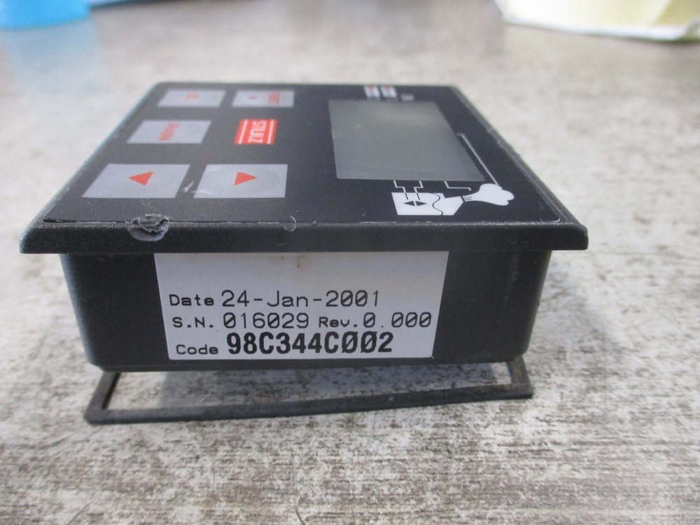 Stulz Control Panel USSTZDSP00 *Broken Clip* Used