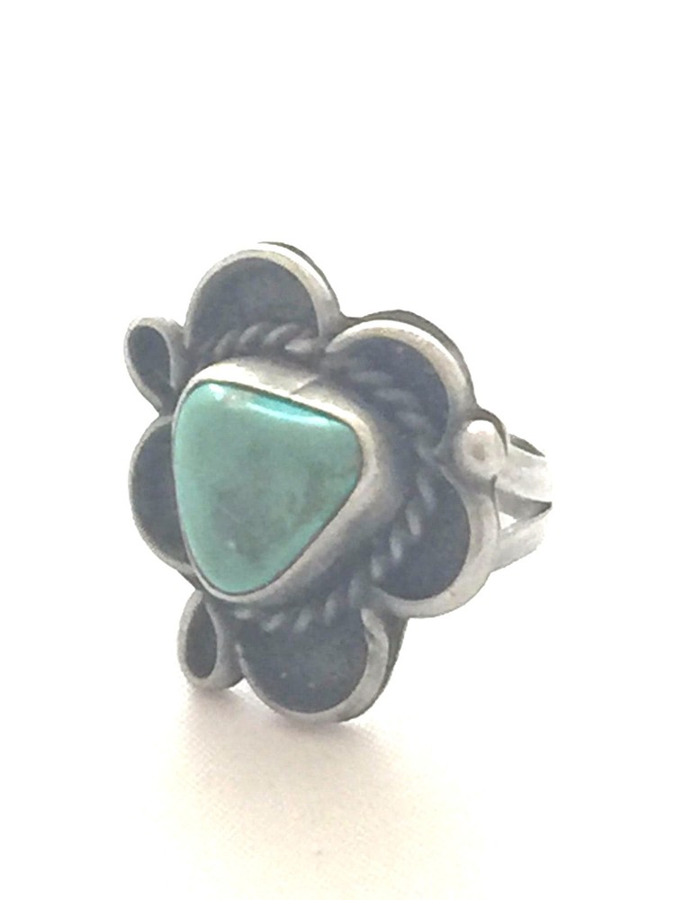 Vintage Sterling Native American Triangular Navajo Turquoise Ring Size 4 6.9g