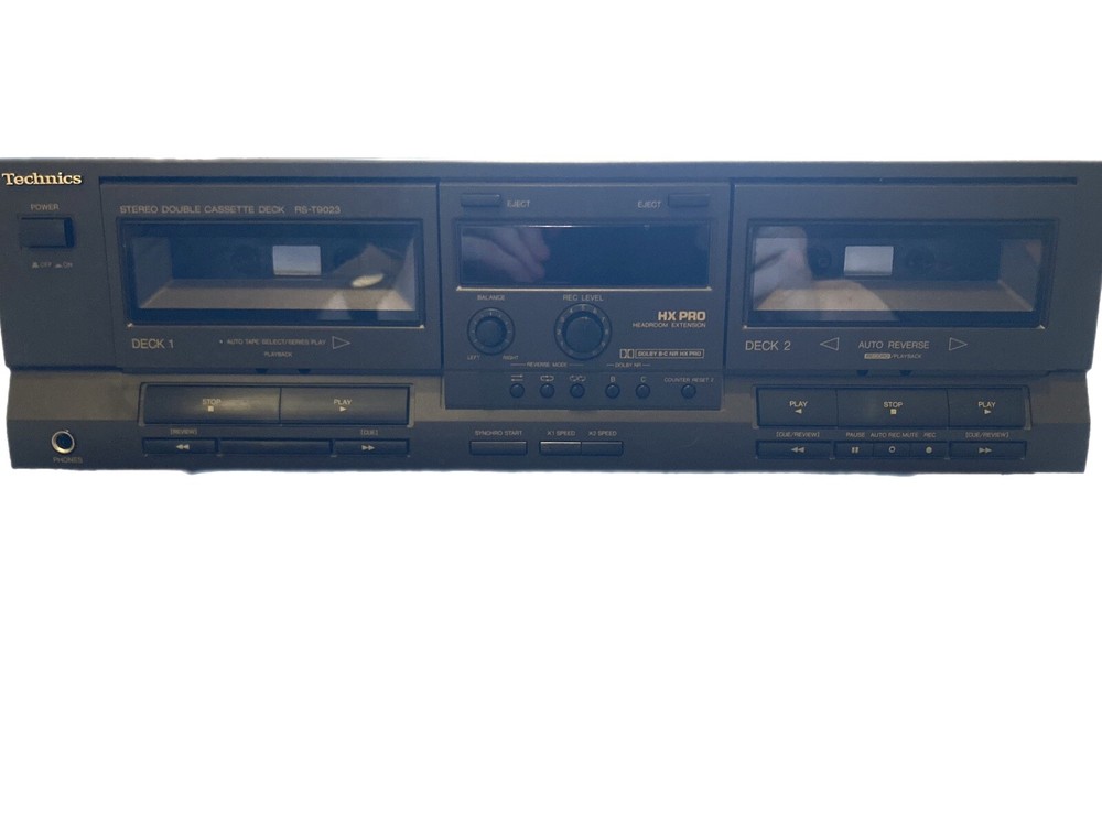 TECHNICS RS-T9023 Dual Cassette Deck. Deck 1 Is Not Working. Deck 2 Works.