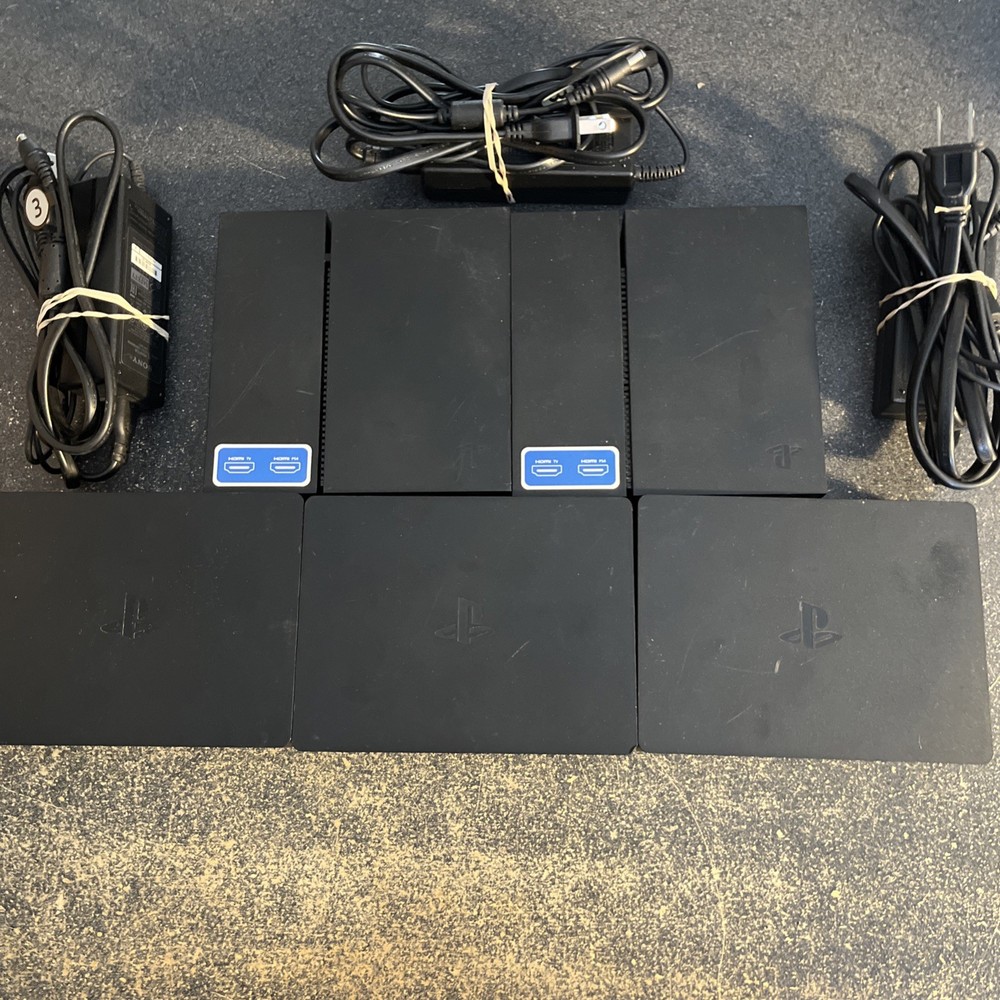 Sony VR Processor Unit For PS4 Lot Untested