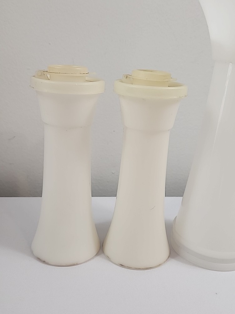 Vintage Tupperware Salt Pepper & Sifter
