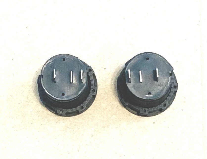 12-24 VOLT PANEL MOUNT AUTO LIGHTER SOCKET - EXCELLENT SELDOM USED CONDITION!