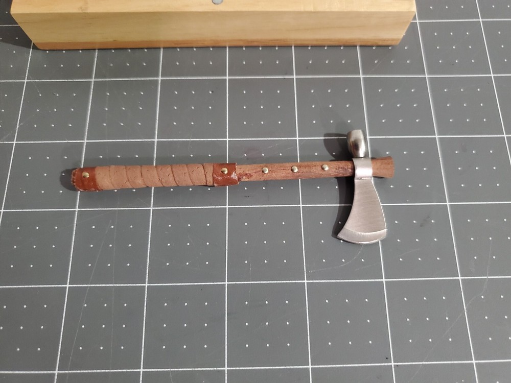 Roper Knives Miniature Hatchet w/box