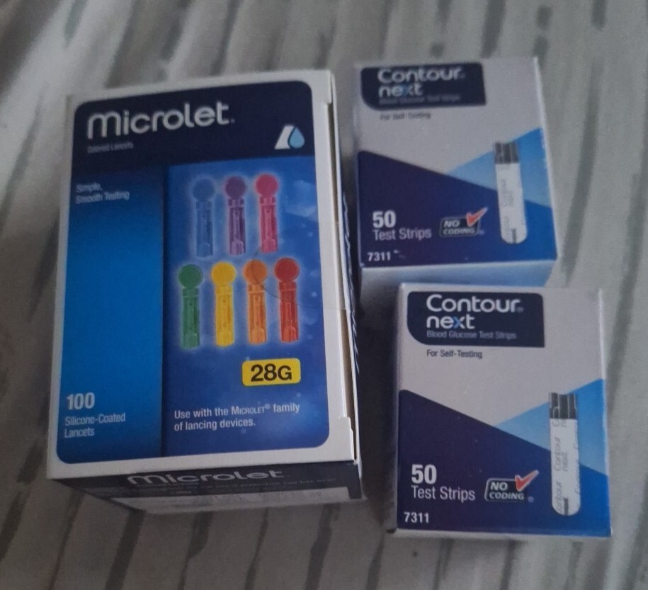 100 Contour Next TEST STRIPS Expire Date: 4/2027 & 100 MICROLET LANCETS