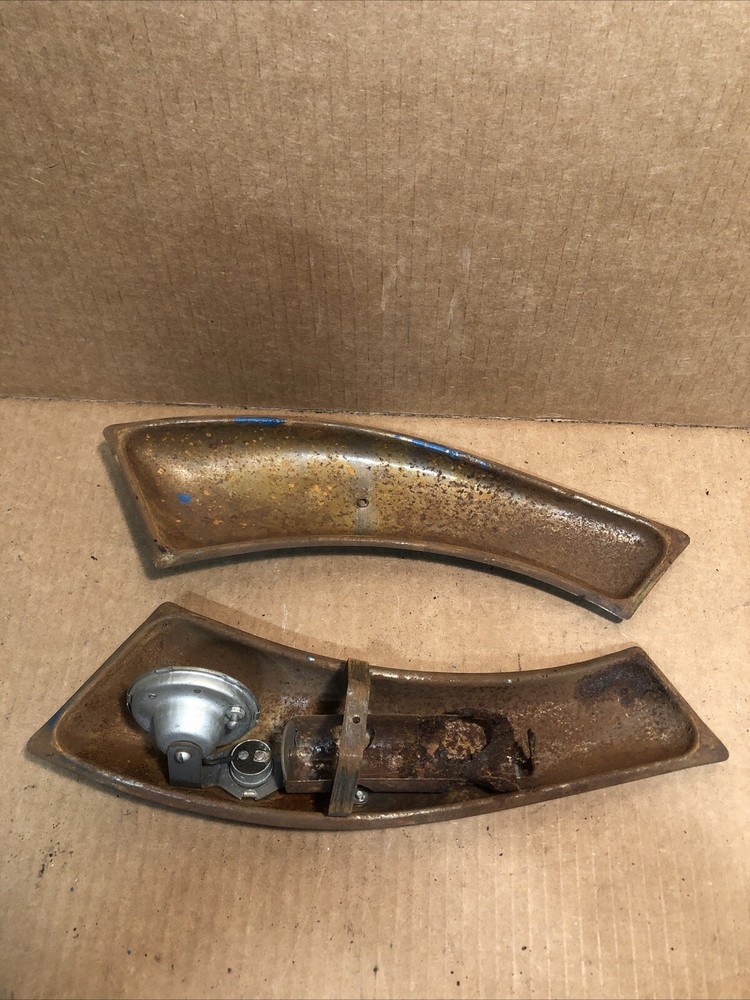 Vintage Rollfast Bicycle Tank Horn