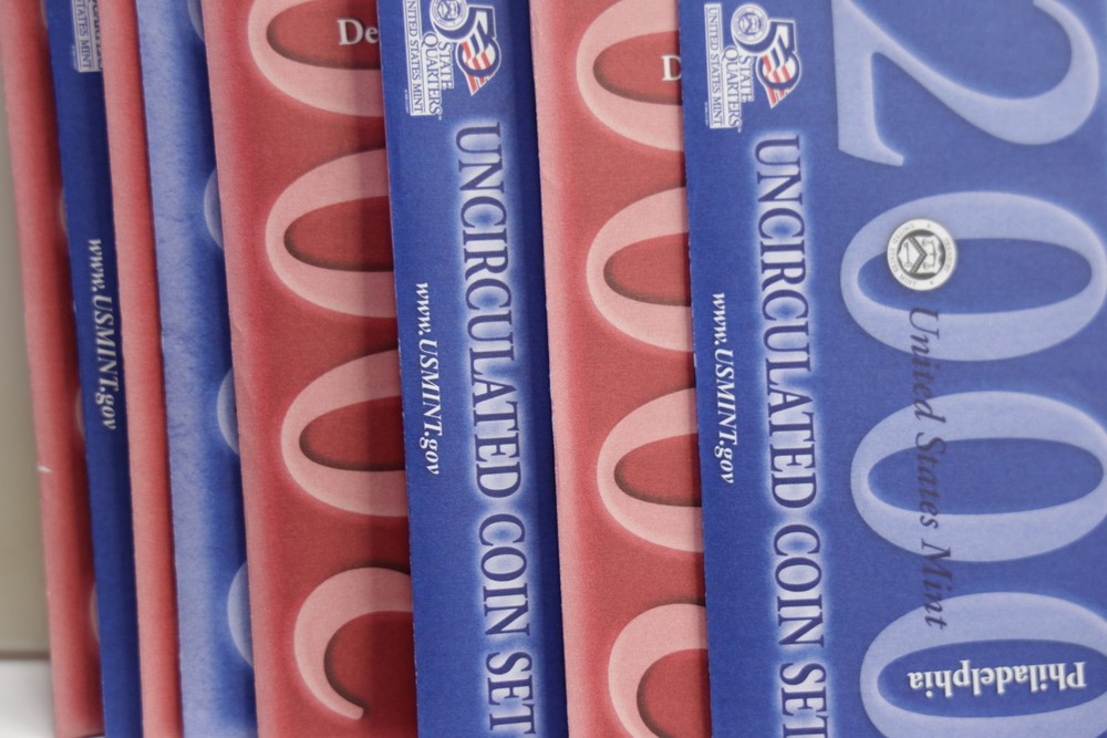 (5) 2000 US Mint Sets in Original Mailing Box