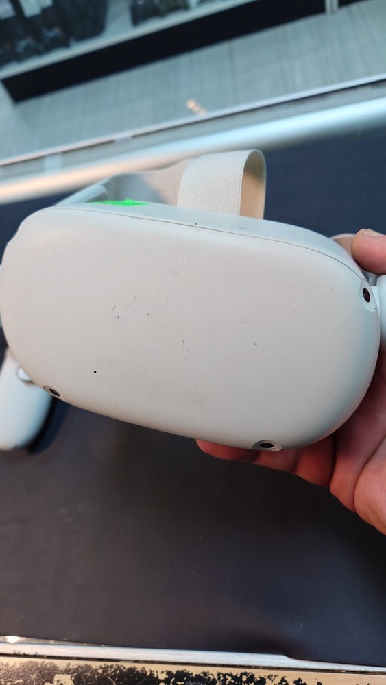Meta Oculus Quest 2 LOT! Read!