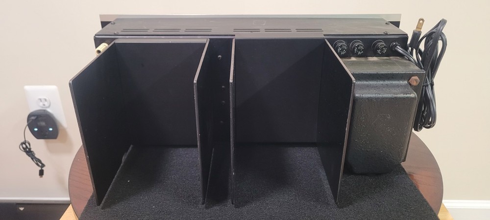 Phase Linear 400 Amplifier. Tested, Works.