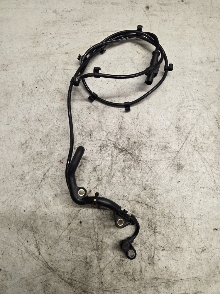 22 - 25 2022 Ducati Supersport S front ABS speed sensor