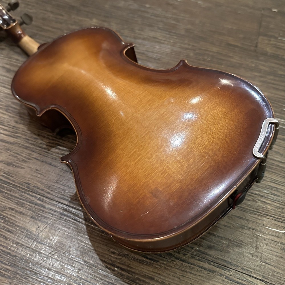 Suzuki No.11 1/4 Violin - d494