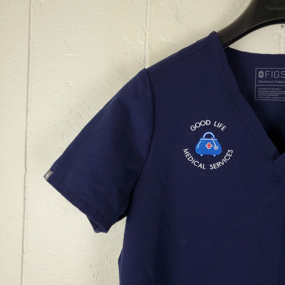 Figs Scrub Top Womens Medium Blue V Neck Short Sleeve Pocket Stretch Pullover
