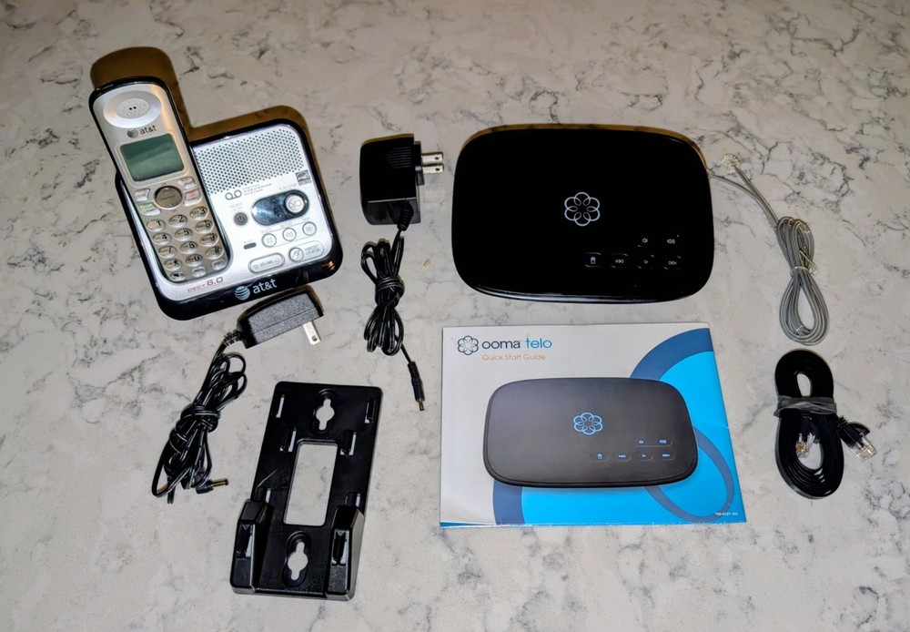 Ooma Telo Phone system with Handset