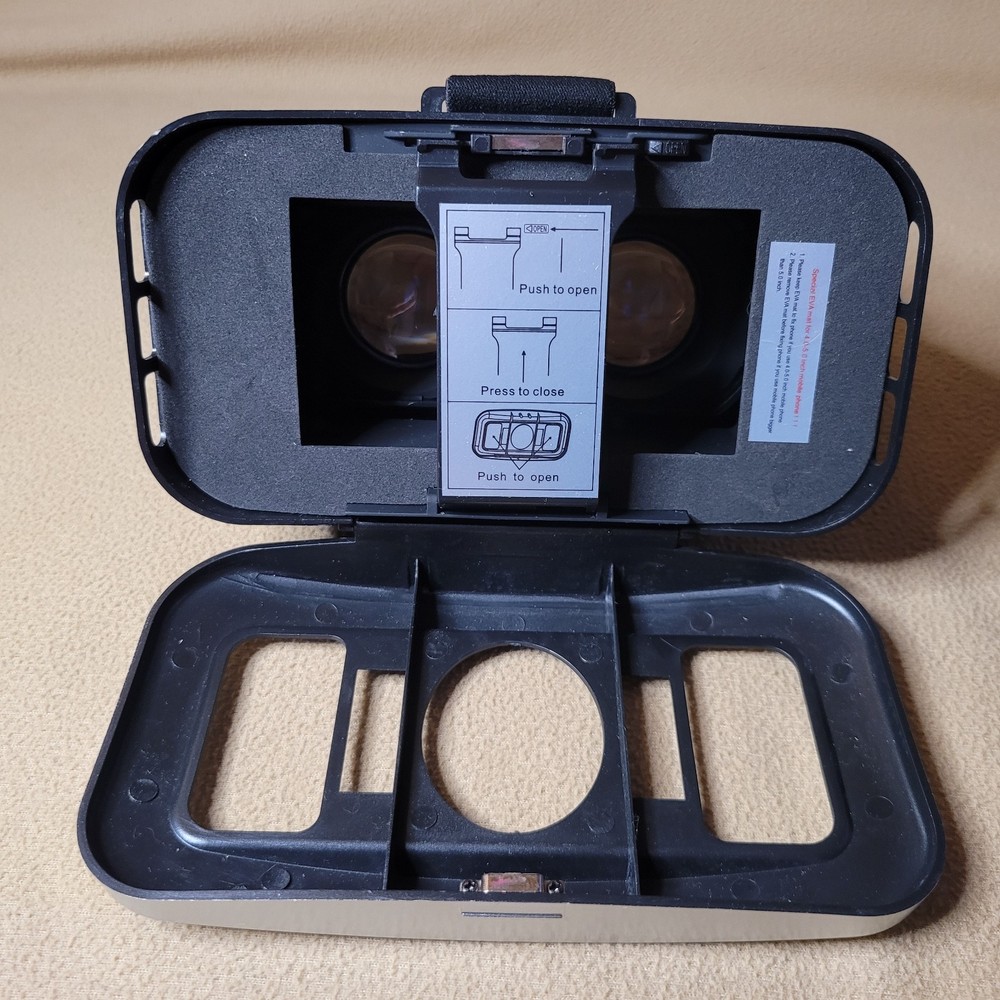 VR Park Virtual Reality Glasses Headset With Bluetooth Remote Controller